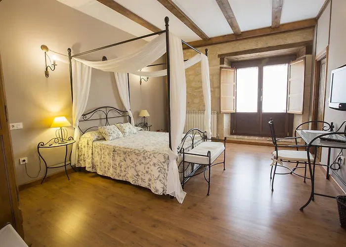 Rural Restaurante Baronas Hotel Santa Cruz de la Salceda